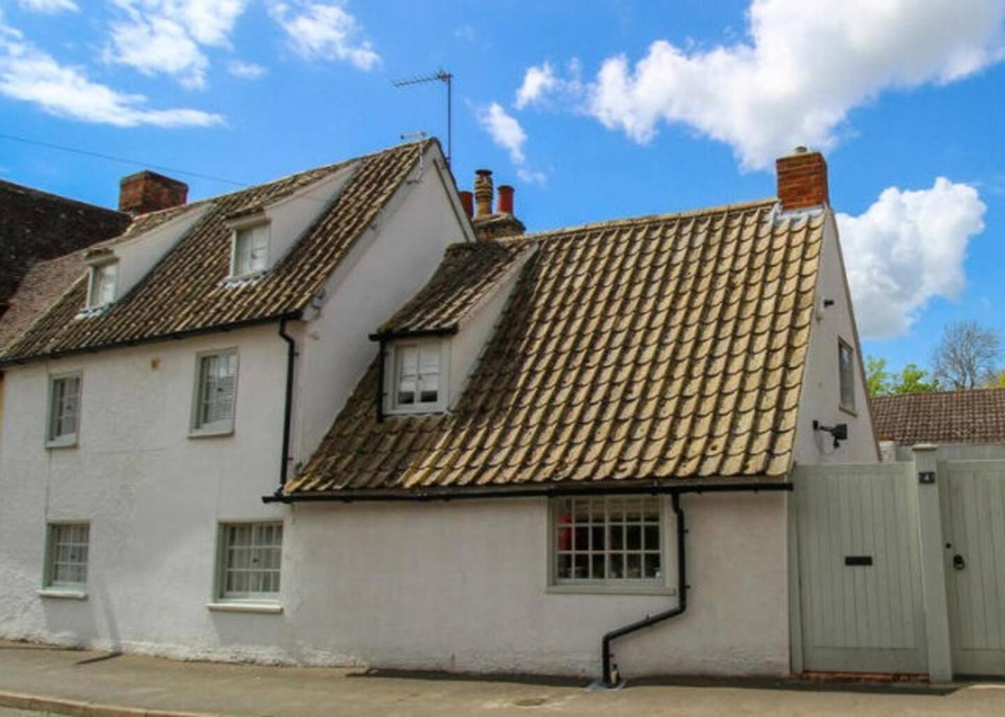 Buckden  Elegant Oak Beamed House In Pretty Village - Cambridge Homehost מראה חיצוני תמונה